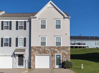 494 Watson Dr, Maidsville, WV