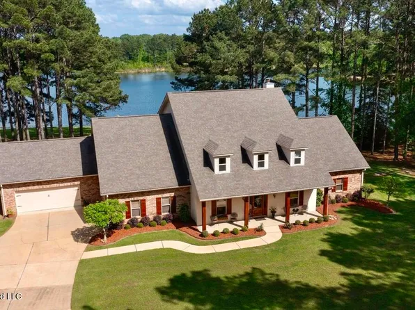 130 Pine Lake Cv, Flora, MS 39071