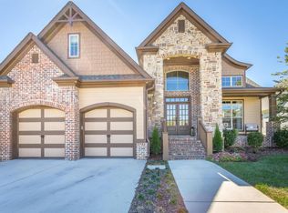 9669 Rookwood Cir, Ooltewah, TN 37363
