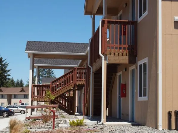 2315 Cobblestone #66-73, McKinleyville, CA 95519