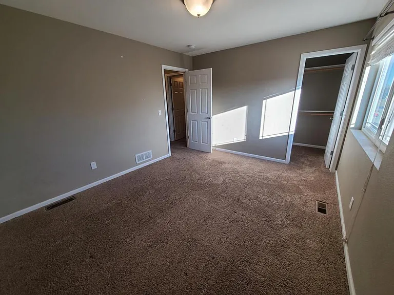 2613 Douglas Pl SE — Photo 10