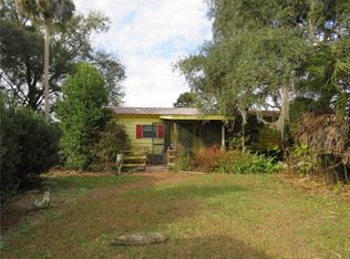 9060 SE 183rd Ave, Ocklawaha, FL 32179