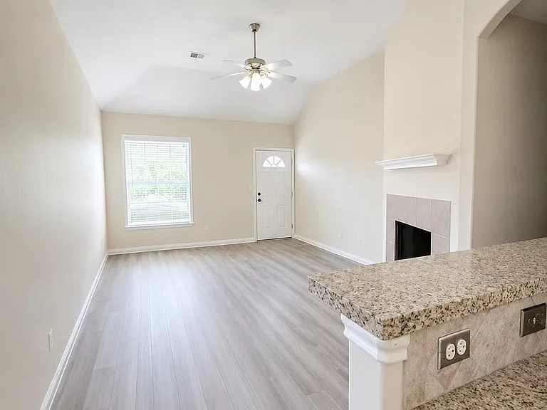 10014 Blissfull Valley Ln — Photo 6