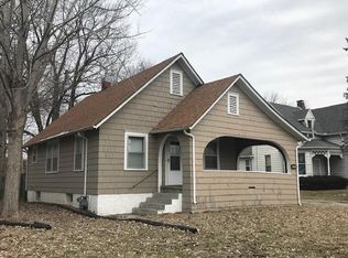 701 W Porter St, Marshall, MO 65340