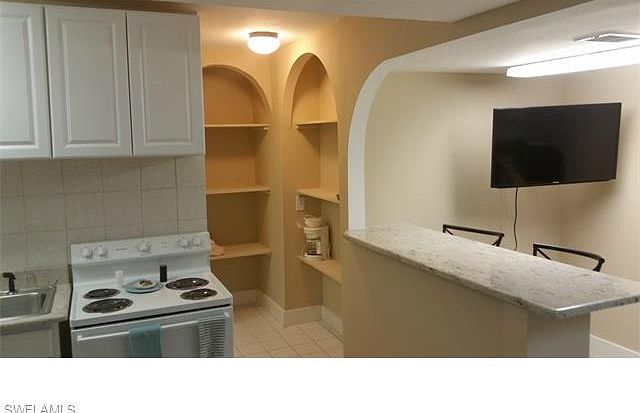 1st image of 6051 Estero Blvd