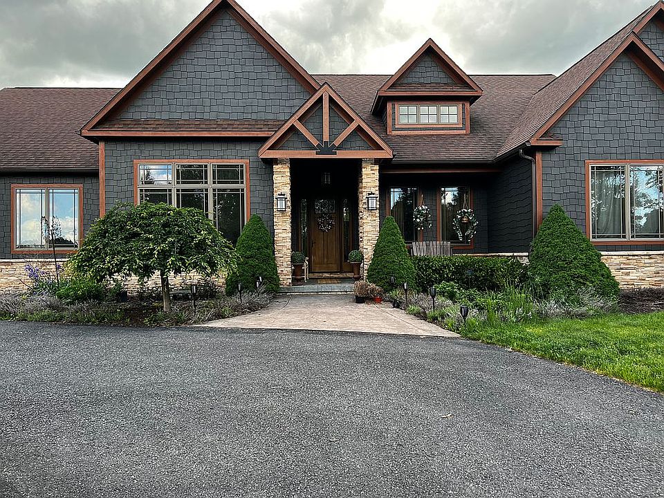 2nd image of 7110 Whitney Farm Ln