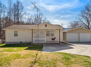 1606 Cherry Bottom Rd, Caryville, TN 37714