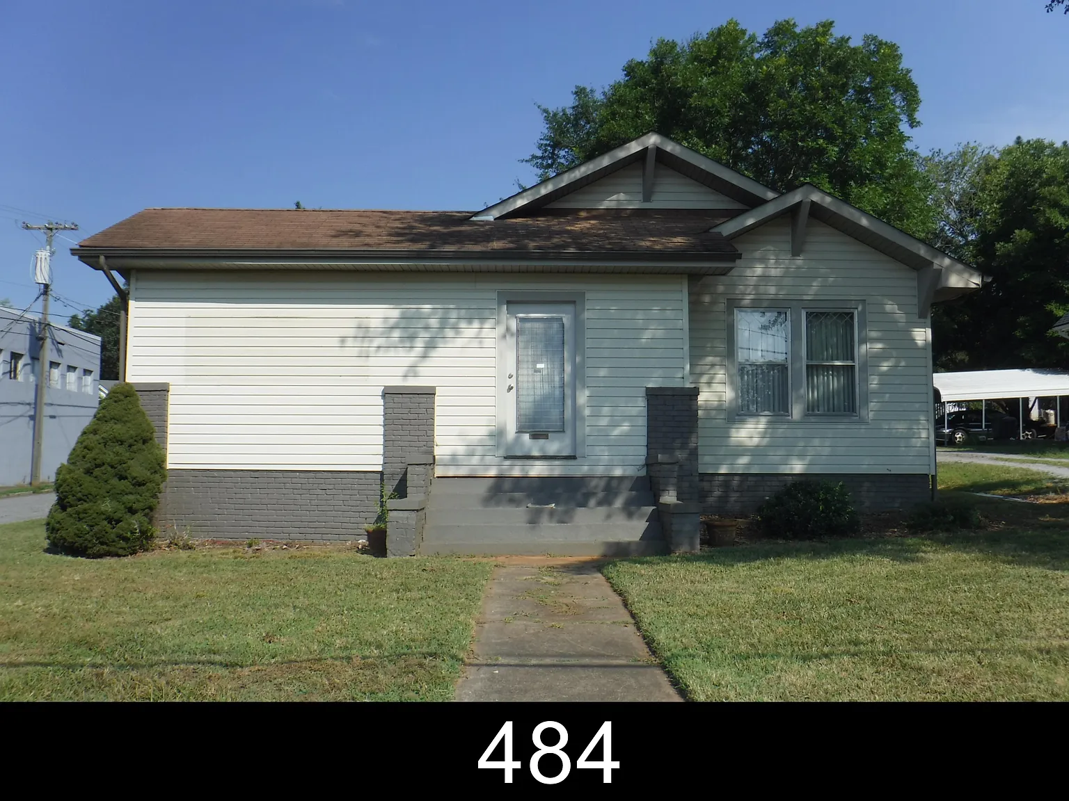 3 bed, 1200 sqft, $1,350 — Photo 3