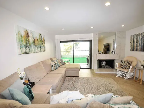 8601 Falmouth Ave APT 210, Playa Del Rey, CA 90293