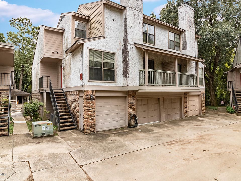 1st image of 1400 E Bayou Pkwy APT 4D