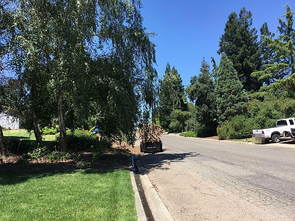 4th image of 11606 Wild Oak Dr