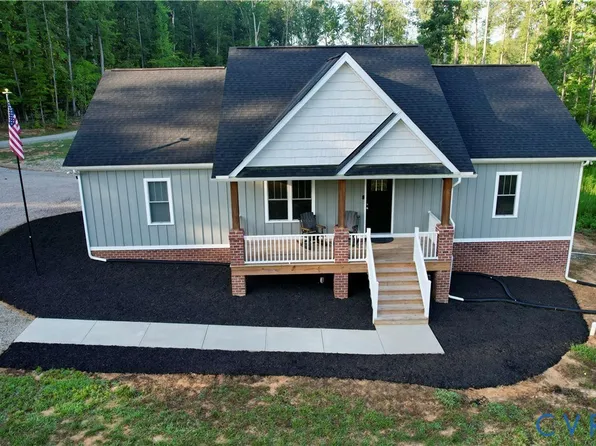 3259 Three Bridge Rd, Powhatan, VA 23139