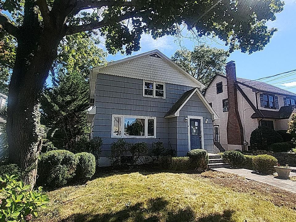 1st image of 10 Shelley Avenue