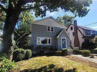 10 Shelley Ave, Valhalla, NY 10595