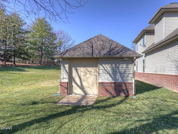 3rd image of 3502 Cedar Ridge Rd