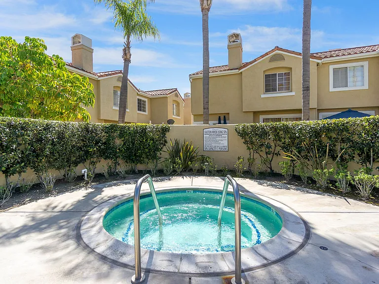 2331 Paseo Circulo — Photo 21