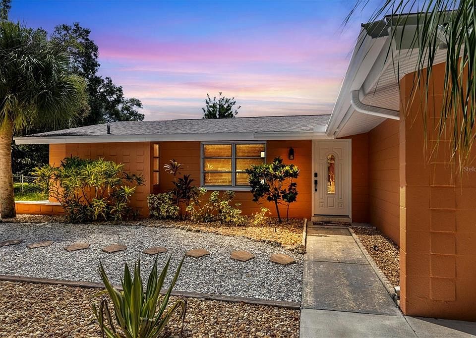 1st image of 3214 Bougainvillea St