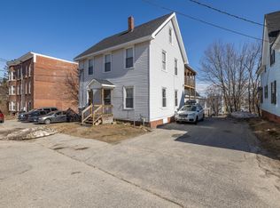82 6th St, Auburn, ME 04210