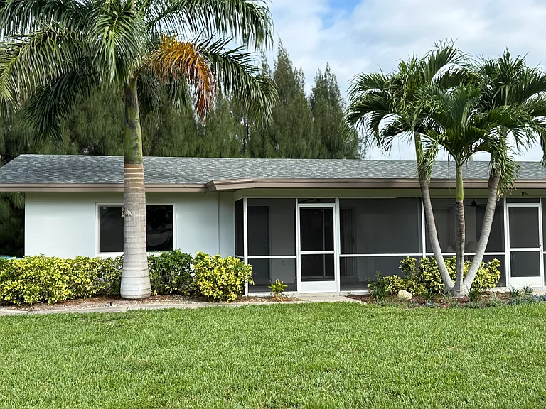 337 Tudor Dr #L — Photo 1