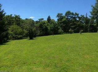 16010 Madison Rd, Middlefield, OH 44062