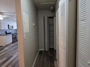 1904 Santa Barbara Blvd APT 6, Cape Coral, FL 33991