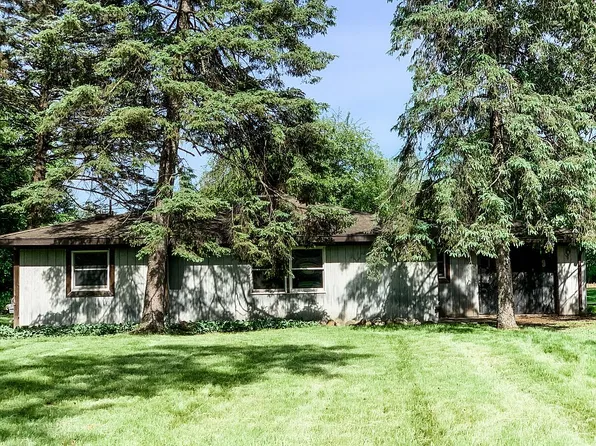 10777 S Jackson Rd, Cement City, MI 49233