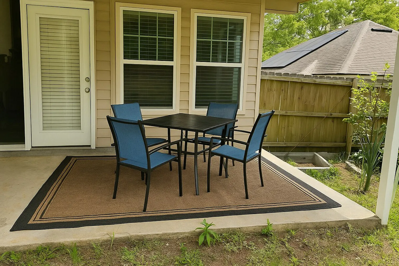 3 bed, 2.0 bath, $6,033 — Photo 4
