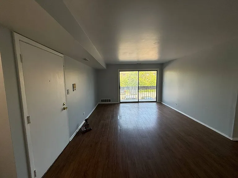 1426 E Ports O Call Dr — Photo 2