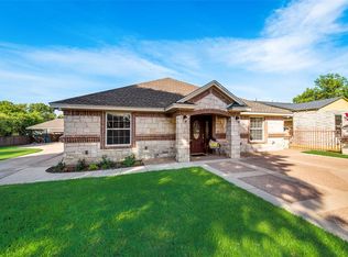 2921 NW 26th St, Fort Worth, TX 76106