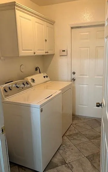 774 NW 16th Pl — Photo 30