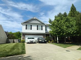 5911 Laurel Creek Ct, Greensboro, NC 27405