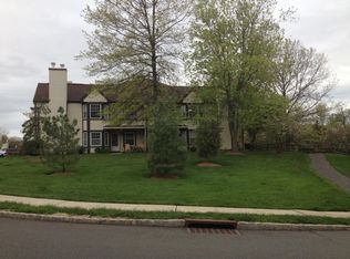 1111 Pinhorn Dr, Bridgewater, NJ 08807