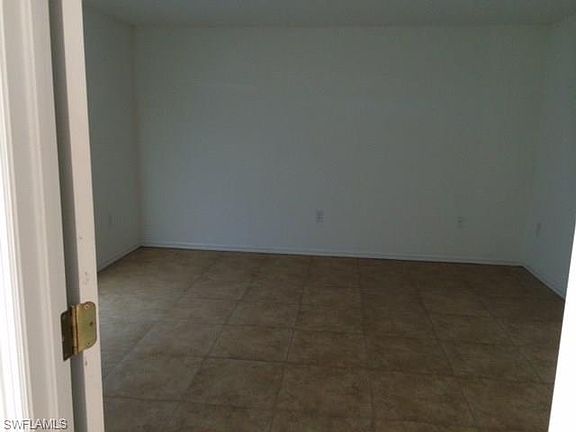 3rd image of 1607 Hanna Ave S