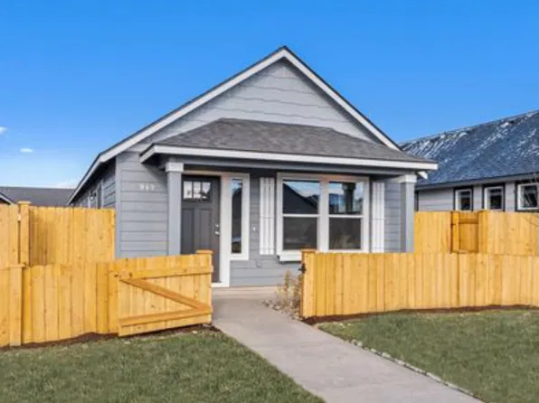 887 NW Upas Ave, Redmond, OR 97756