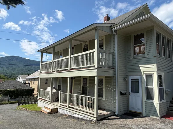 35 Richmond Ln, Adams, MA 01220