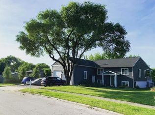 3041 Hill Grove Ave, Columbus, OH 43223