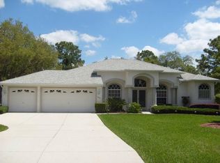 9220 Nightingale Rd, Weeki Wachee, FL 34613