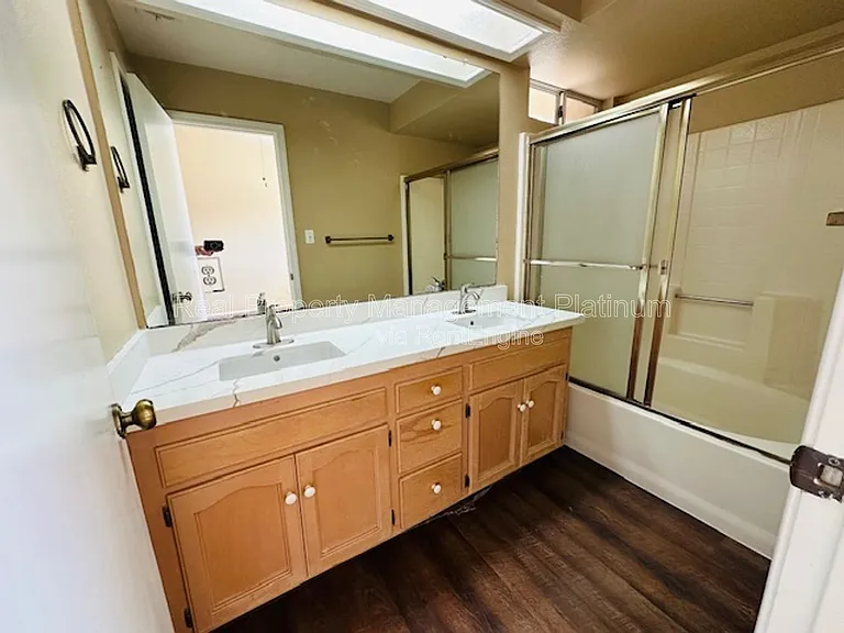 8153 N Cedar Ave #212 — Photo 6