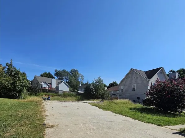 8045 Mustang Ln #228, Riverdale, GA 30274