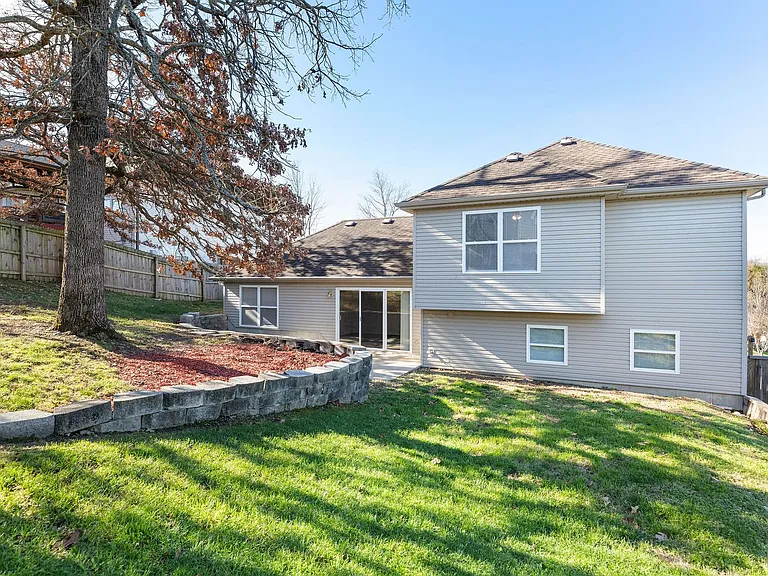 153 Sapling Dr — Photo 15