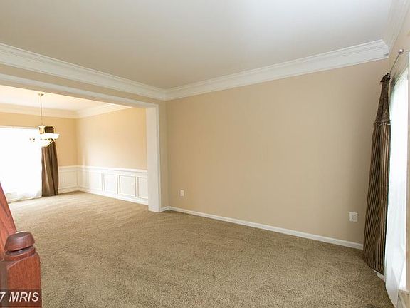 4th image of 10805 Reynard Fox Ln
