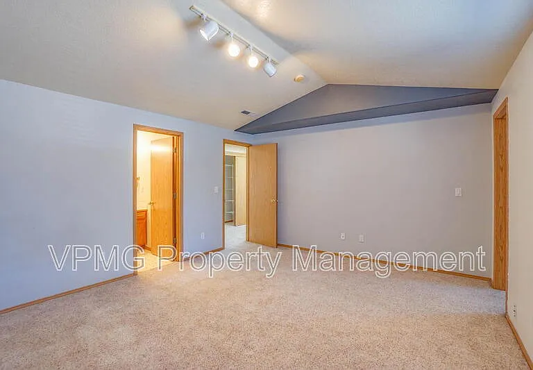 5502 NE 89th Ave — Photo 21