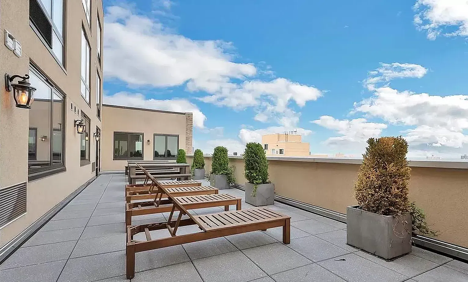 2763 Morris Avenue — Photo 3
