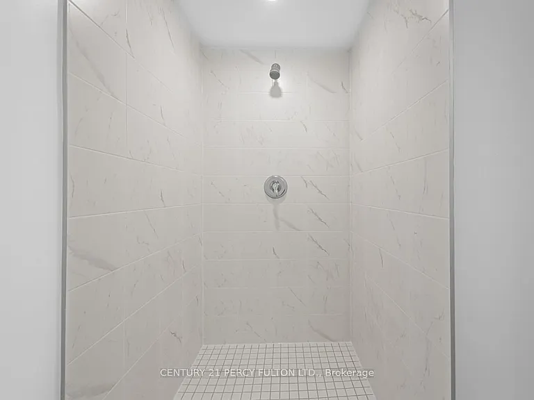 1480 Bayly St #513 — Photo 25