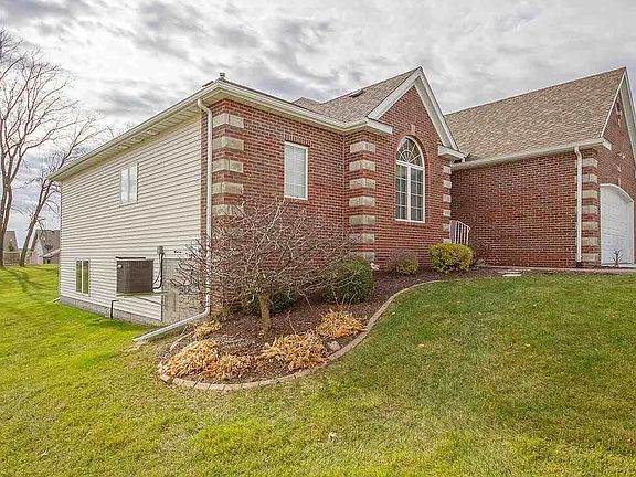 2nd image of 5677 Coronado Ct