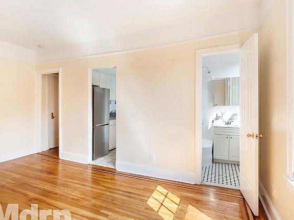 3rd image of 218 W 10th St APT 5D