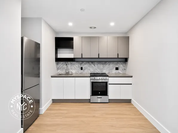 290 Linden Boulevard image 1 of 6