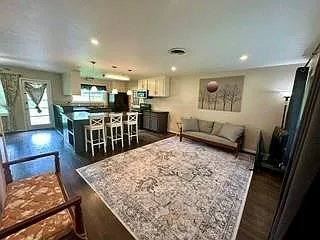 4319 Benning Dr — Photo 8