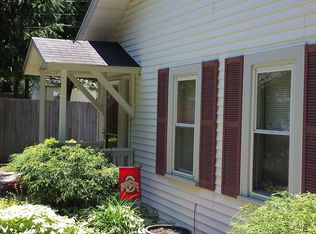 1936 Seattle St, Cuyahoga Falls, OH 44221