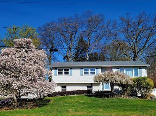 106 Birch Ln, New City, NY 10956